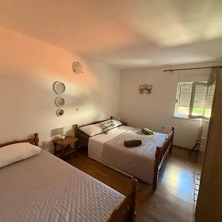 Apartman Ivanic Lopar