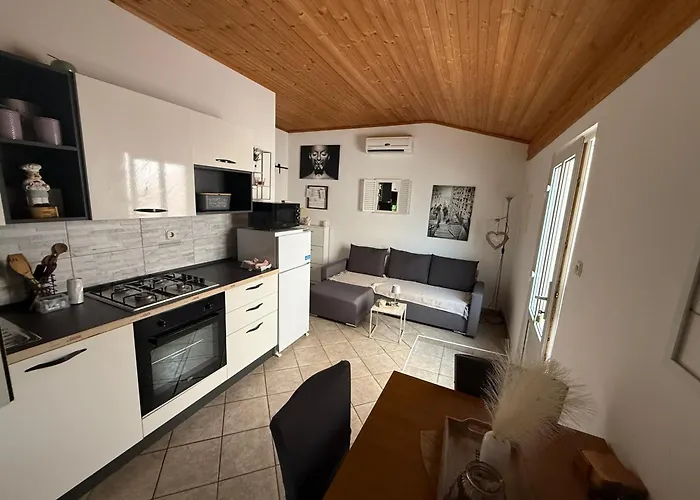 Ivanić Apartament *